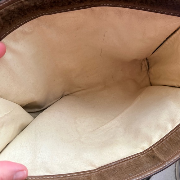 Loewe Vintage Leather T Pouch Clutch Tan And Brown 
Embossed Anagram Logo - Picture 5 of 7